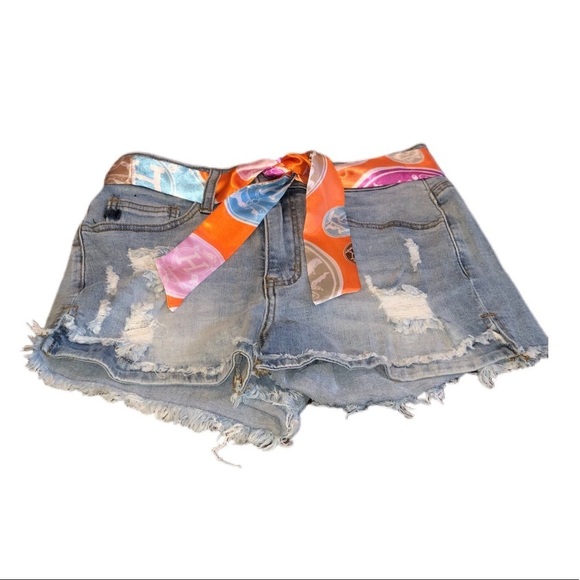 Pants - Denim Shorts w/ Twilly Belt
